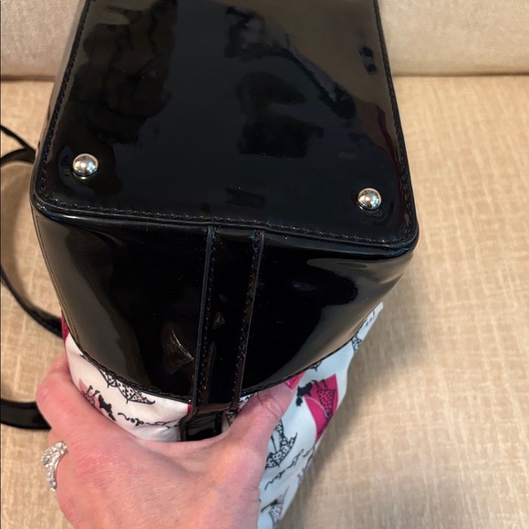 lululemon athletica Graphic Tote Bag with Pouch - Picture 7 of 13